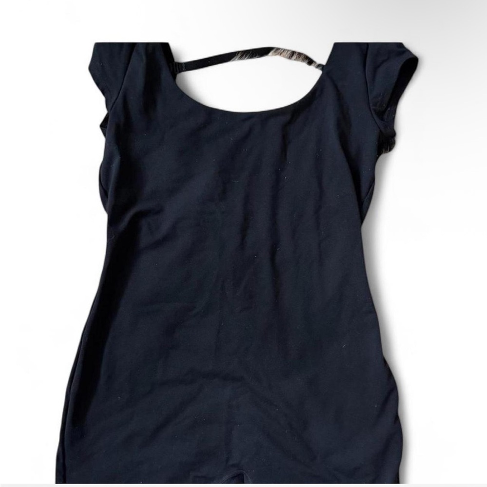 Garage Black Fitted Top